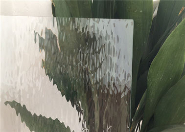 Transmitencia decorativa figurada del vidrio modelado el 90% 3,2 milímetros de tipo ultra claro